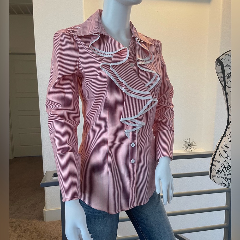 NWOT RIFFLED FITTED Stretch Red White BUTTON DOWN SHIRT SIZE XL
